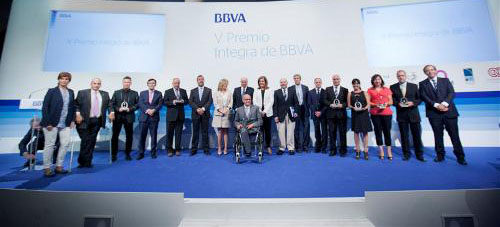 Foto de familia de premiados y jurado