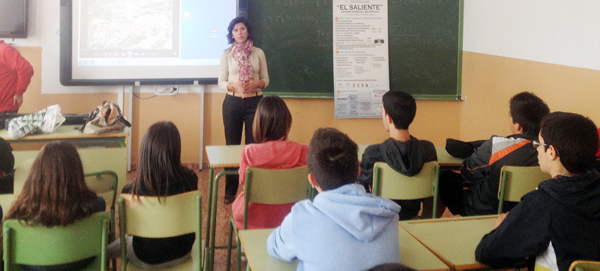 Charla impartida por "El Saliente" en un instituto