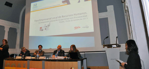 Intervención de Mónica Oviedo, vicepresidenta de COCEMFE Asturias, en el Foro