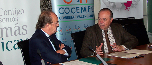 Mariano Durán, decano del ICAV, izquierda, y Carlos Laguna, presidente de COCEMFE CV