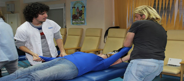 Alumnos realizan practicas