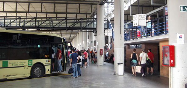 Estación de autobuses en España