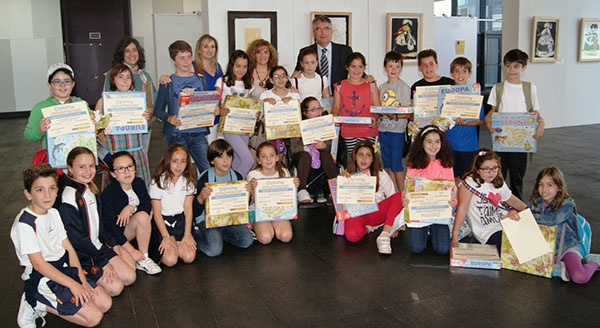 Uno de los grupos escolares ganadores de los premios a los mejores spots