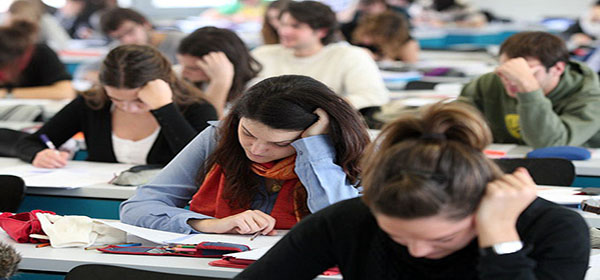 Estudiantes durante una clase en la Universidad (foto con licencia CC de la Universidad de Navarra)
