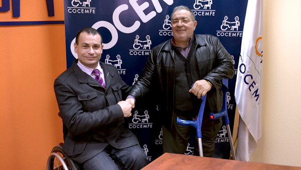 El presidente de FEDDF, José Alberto Álvarez, y el presidente de COCEMFE, Mario García, durante la reunión