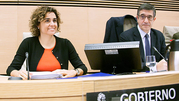 Comparecencia de Dolors Montserrat en la Comisión de Sanidad y Servicios Sociales del Congreso