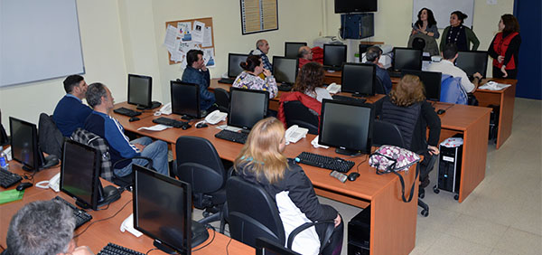 Alumnado. Competencias clave en matemáticas y comunicación en lengua castellana nivel 2