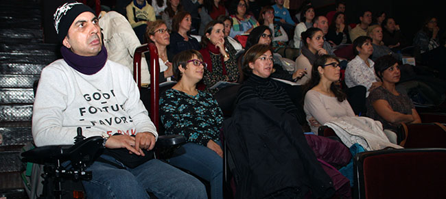 Las personas con discapacidad reclaman su derecho a comprar entradas online