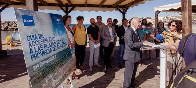 Presentación de la Guía de Accesibilidad a las playas de la provincia de Almería