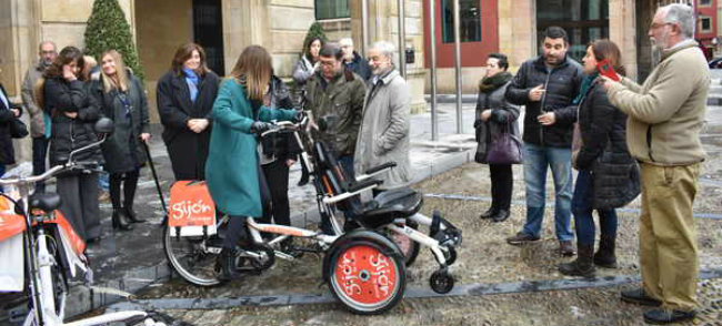 el-ayuntamiento-gijon-presenta-nuevas-bicicletas-personas-movilidad-reducid