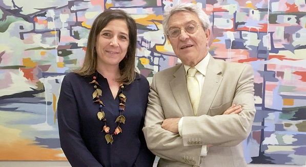 Mónica Suárez Felgueroso, responsable de Relaciones Institucionales de Federación Española de Enfermedades Neuromusculares (Federación ASEM) y el Dr. Exuperio Díez Tejedor, presidente de la Sociedad Española de Neurología (SEN)