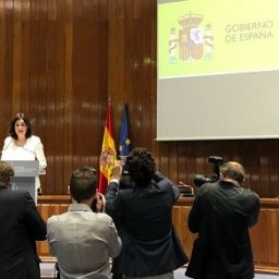 Carmen Montón Acto Ministerio