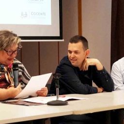 COCEMFE CV acerca la campaña “Rompiendo Barreras, Abriendo Camino”