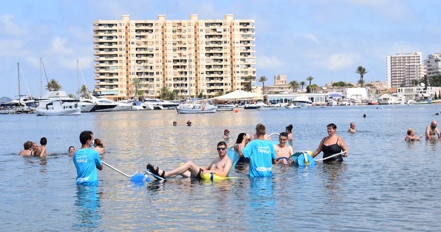 Servicio de baño asistido en la costa murciana