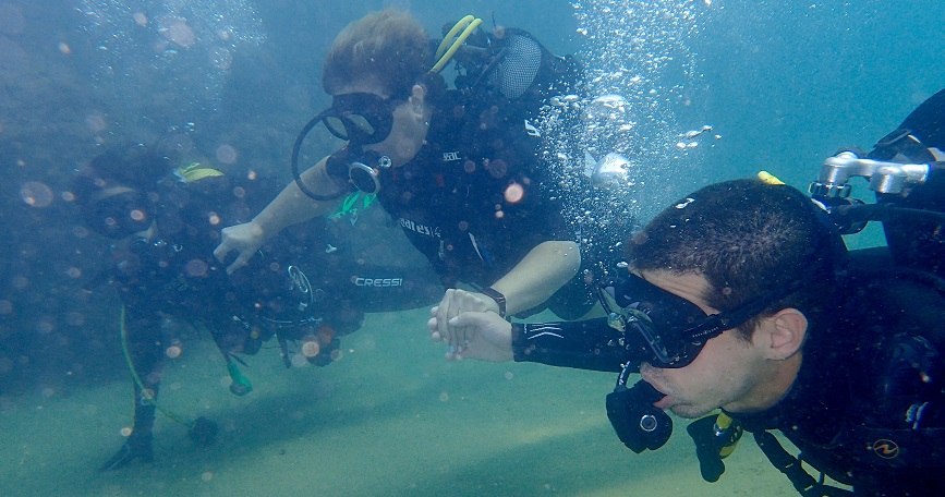 Buceo adaptado en Navarro