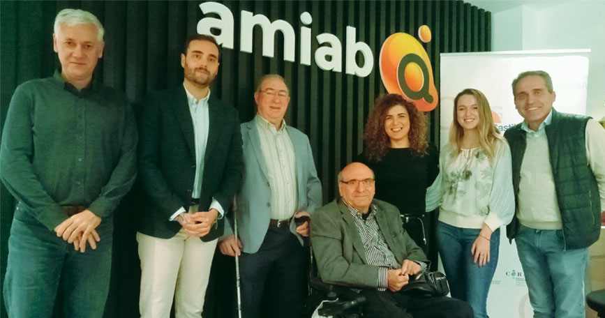 CLM Inclusiva acuerdo colaboración con AMIAB