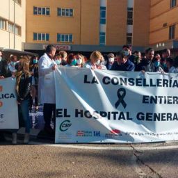 Concentración en el Hospital General de Castelló