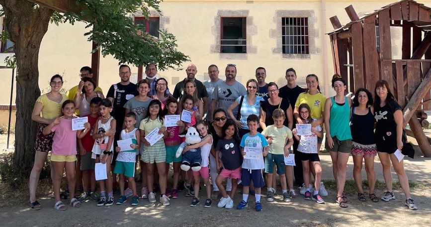 FNETH organiza en 2022 una escuela de madres y padres de menores,