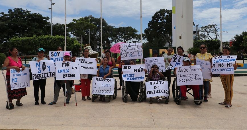 Manifestación de mujeres con discapacidad en Perú