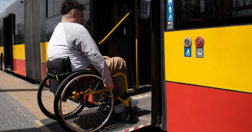 FAMMA denuncia los problemas de accesibilidad en los autobuses de la Comunidad de Madrid.