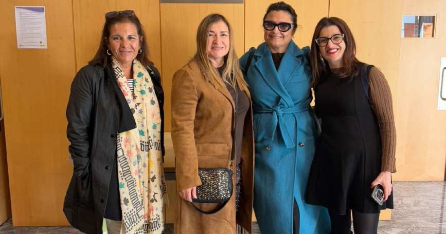 Representantes de COCEMFE Asturias tras la presentación de la Guía de Prevención de la Violencia de Género en la Mujer con Discapacidad.