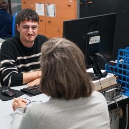 Personas con discapacidad participan en una sesión formativa del Programa Integrado de Empleo de COGAMI.