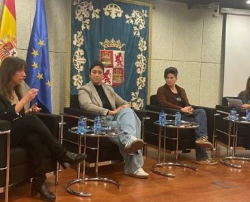 Conversatorio sobre mujer, discapacidad y empleo organizado por COCEMFE Castilla y León en el Consejo Económico y Social de Castilla y León.
