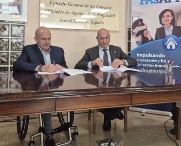 Firma del convenio entre COCEMFE y CGCOAPI por la accesibilidad universal Representantes de COCEMFE y del CGCOAPI firman un convenio para impulsar la accesibilidad universal en la vivienda y el sector inmobiliario.