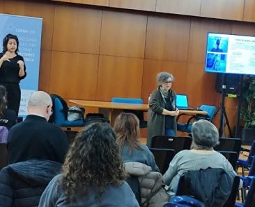 Formación de COCEMFE CV a profesionales de emergencias sobre atención a personas con discapacidad