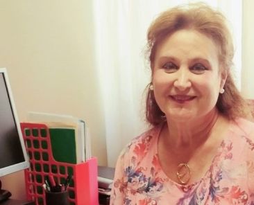 María José Salvador en su despacho como representante del Comité de Ética de COCEMFE Castilla y León