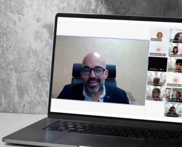 Videoconferencia de presentación del Campus COCEMFE Empresas con participantes en pantalla